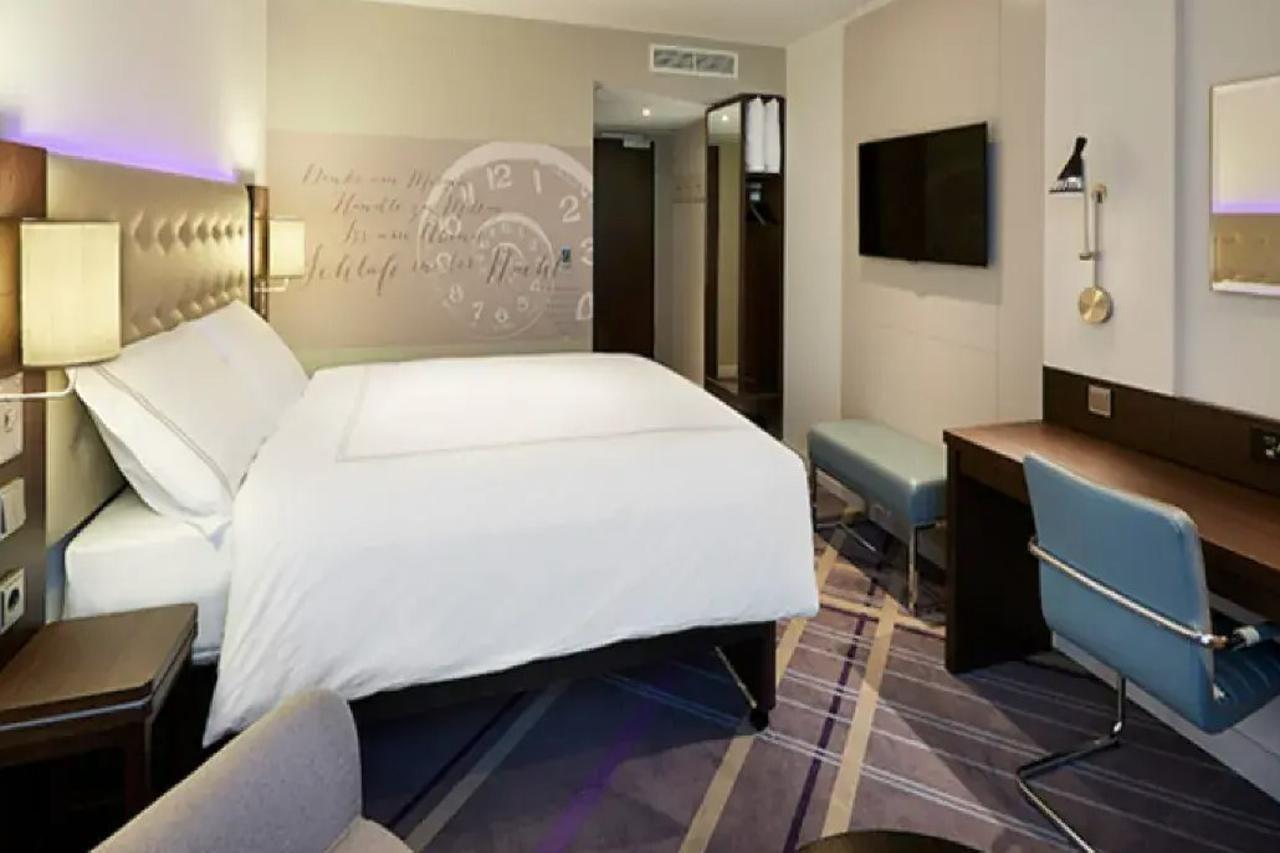 Premier Inn Muenchen City Schwabing Extérieur photo