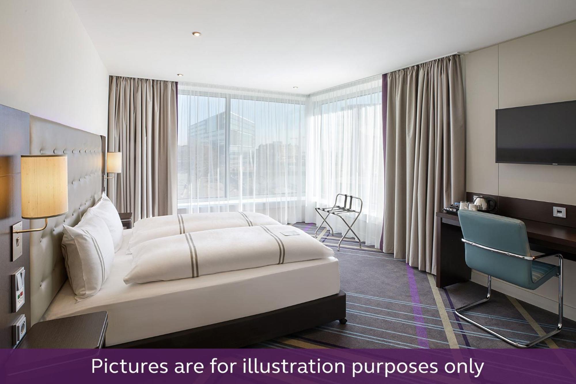Premier Inn Muenchen City Schwabing Extérieur photo